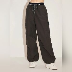 Baggy cargo pants